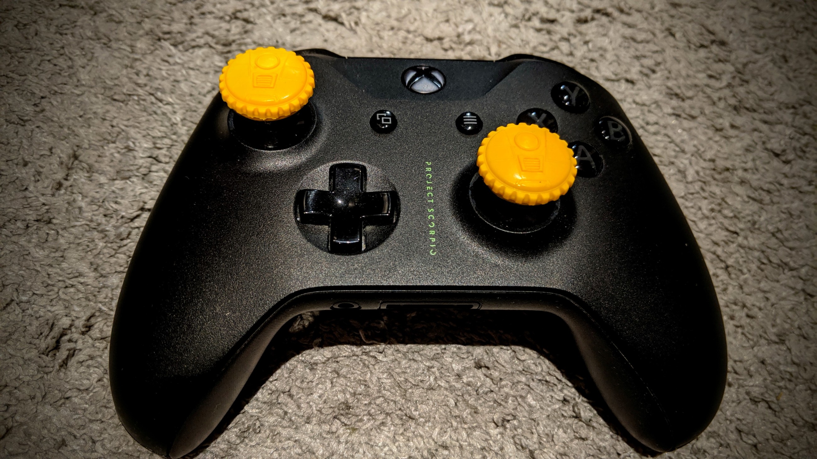KontrolFreek Borderlands 3 ClapTrap Thumbsticks for Xbox One Review |  TheXboxHub